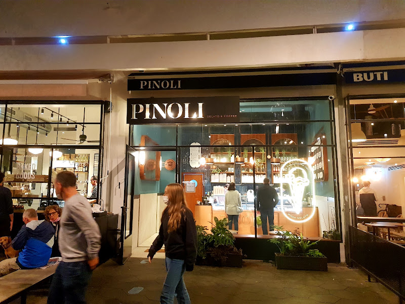 Pinoli Gelato
