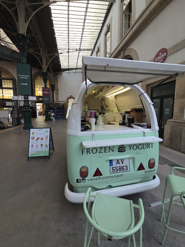 Weeel Frozen Yogurt