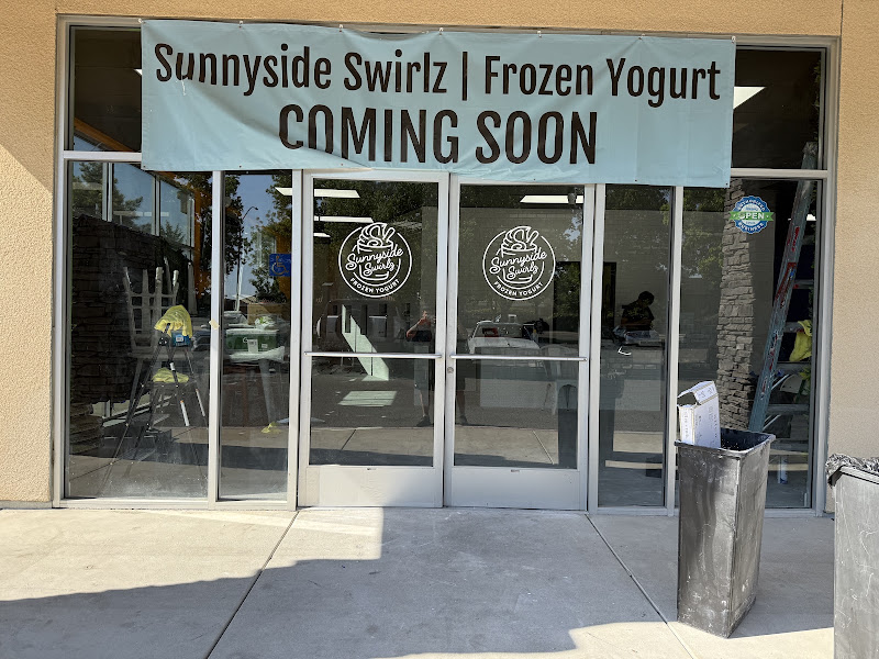 Sunnyside Swirlz Frozen Yogurt