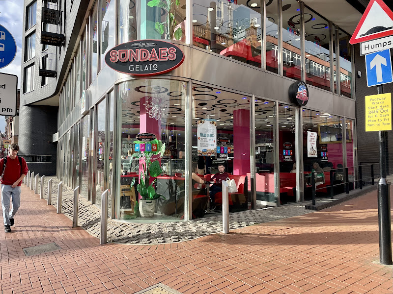 Sundaes Gelato