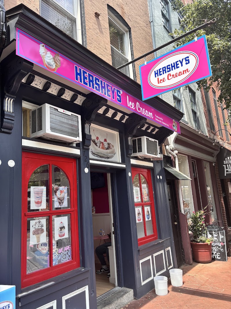 Hersheys’s Ice Cream (Light Street)