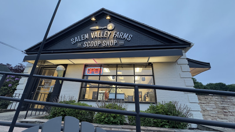 Salem Valley Farms Scoop Shop