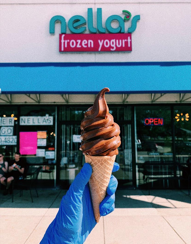 Nella's Frozen Yogurt